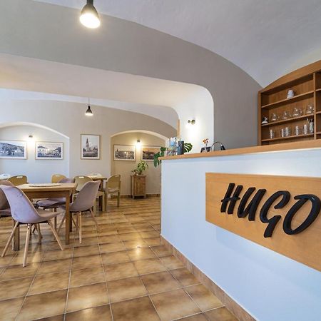 Bed & Breakfast Hugo Plesivec Esterno foto